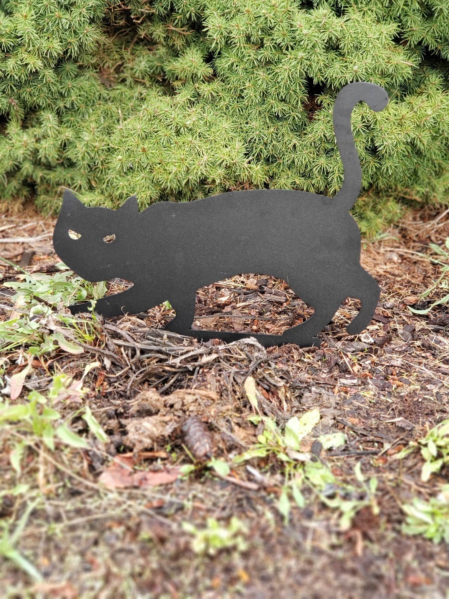 Creepin' Cat Yard Stake