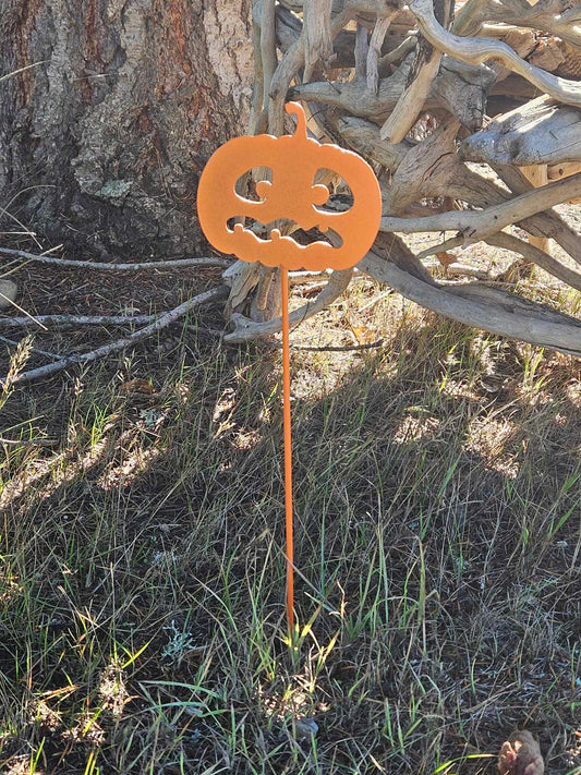 Scared Pumpkin Yard Stake